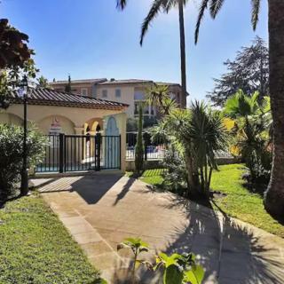 Piscine centre ville - Saint-Tropez - 6