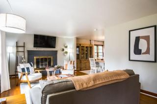 Pet-Friendly Retreat~$375 Free Activities Daily - Hendersonville - 6