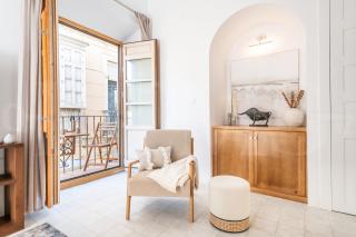 Spanish Architectural Gem Duplex - Center by REMS - 7