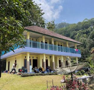 Villa Pertiwi - 0