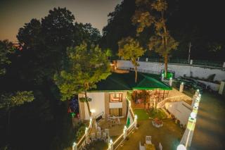 Plutus Luxury Boutique Stays - Mussoorie - 9