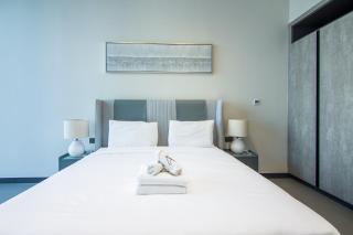 MBL Royal, JLT -One Bedroom with Lake View - 5