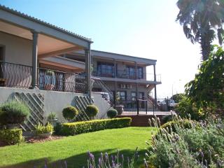 Sea Whisper Guest House - Jeffreys Bay - 8