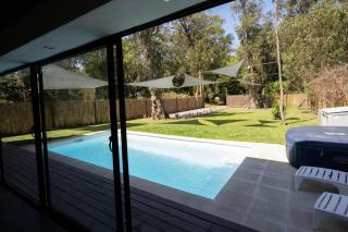 Beach house with heated pool and jacuzzi - 2