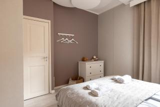 Spacious 5BR Apartment with Best Location in Kamppi - Helsinki - 2