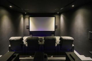 Livbnb-Luxurious Family Getaway, 6BR Villa - 6