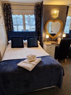 Forest Guest House - 5