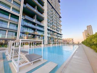 AWS Holiday Homes - Perfect Dubai Stay! - 9