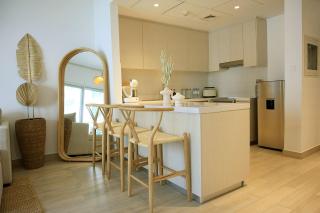 Two Bedroom Apartment in Yas Island with Complimentary Yas Theme Park Tickets - Abu Dhabi - 2