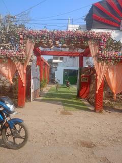 Hotel The Singh Celebration Guest House - Patna - 3