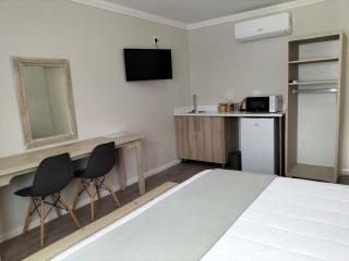 Stayawhile Unit 1 - 5