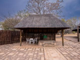 Zebula Golf and Wildlife Estate - Jackals Call Pax 8 - Moi Signature Luxury villa - Mabula - 1
