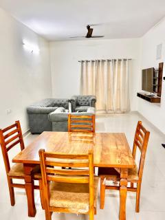 Mee Homes Madhapur Family Stay Fully Furnished 2 BHK Premium Flats 302 - Hyderabad - 7