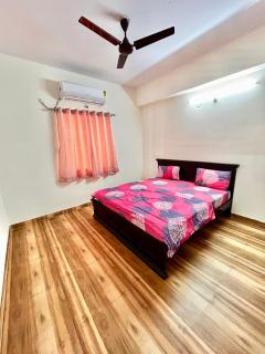 Mee Homes Madhapur Family Stay Fully Furnished 2 BHK Premium Flats 302 - Hyderabad - 8