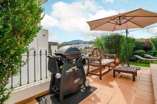 Villa con piscina climatizada y vistas al Golf - Estepona - 5