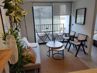 Romantic Retreat Centro Apt w Terrace - Santiago - 0