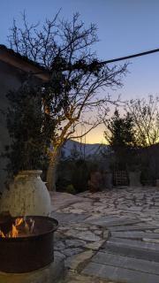 Αγροτικό σπίτι agrikia με θέα στο βουνό πάρκινγκ και δωρεάν WiFi - 2