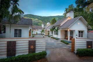 Abrigo Resorts - Perintalmanna - 9