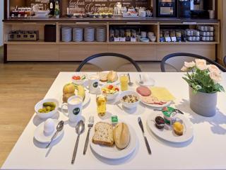 B&B Hotel Köln-Airport - Colónia - 7