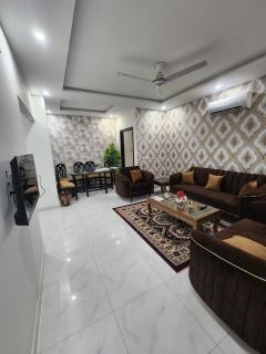 Zameen Opal - Lahore - 0
