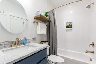 Modern 2BR Retreat, Close to DC & Airport - Arlington - 3