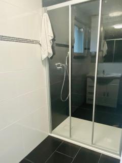 Monteurzimmer Ferienwohnung Kati Apt 2 - Albstadt - 7