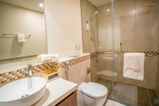 Cozy Retreat with Burj Views by Bnbeyond - 7