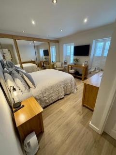 Sandringham House - Saint Helier Jersey - 2