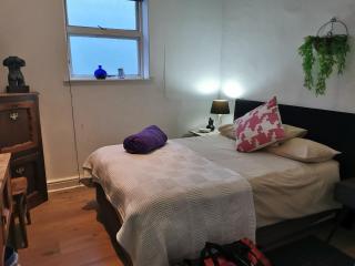 Accommodation Cafe - 8