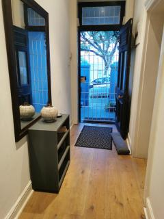 Accommodation Cafe - 3