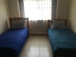 Summer House Rooms - Kampala - 1
