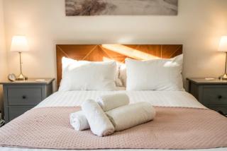 Spacious 1BR Flat in Wanstead: Garden & Comfort - Londra - 3