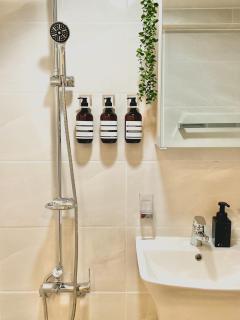 Stay Waterfall- Yeonhui Hongdae 10mins Sinchon 3beds 6ppl - Seul - 7
