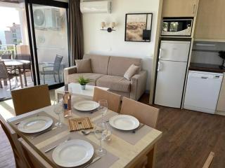 CANNES FRANCIA Superbe F3 balcon vue mer piscine - 6