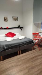 Tammurriata Nera Bedroom - Naples - 9