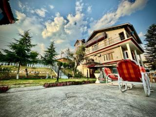 Republika Central Hotel & Resort - Abbottabad - 7
