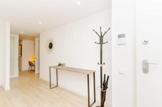 Spacious and modern flat with AC 1 min from metro - Oporto - 1