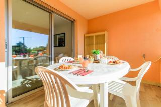 SELECT'soHOME - Studio pour 4 personnes avec Vue mer - Proches plages et commerces - LIDO - Le Lavandou - 2