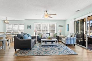 Beachside Golf Getaway - Sunset Beach - 7