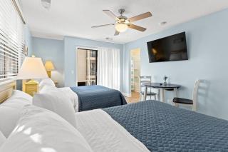 Beachside Golf Getaway - Sunset Beach - 1
