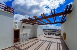 Penthouse Triplex L25 T2 by HsR Vilamarina - 4