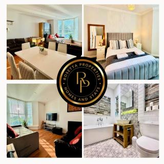 Seafront apartment with Off Road Parking - 0