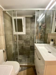 In between Syntagma & Plaka - 1