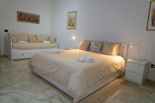 The House quattro punto zero - Catania - 2