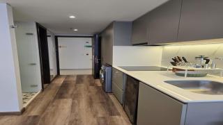 vestrip - taj - 97, near 93 park - 5