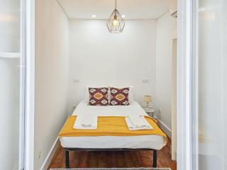 Like a typical Portuguese house with private patio - Lissabon - 7