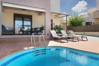 Villa Los Pacos - luxury 3-bed villa near Rethymno with spectacular sea view - 9