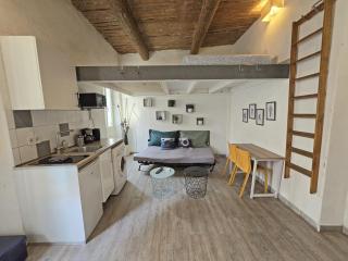 GregBnb - Studio Mezzanine - CLIMATISÉ - 15min Gare - Toulon - 8