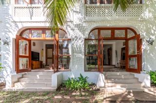 El Mufasa luxury holiday apartments with pool & garden - Diani Beach - 2