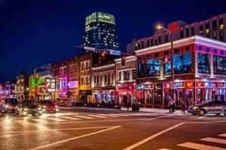 Downtown Luxury, Sleeps 6 at Nashville Downtown - Nashville - 6
